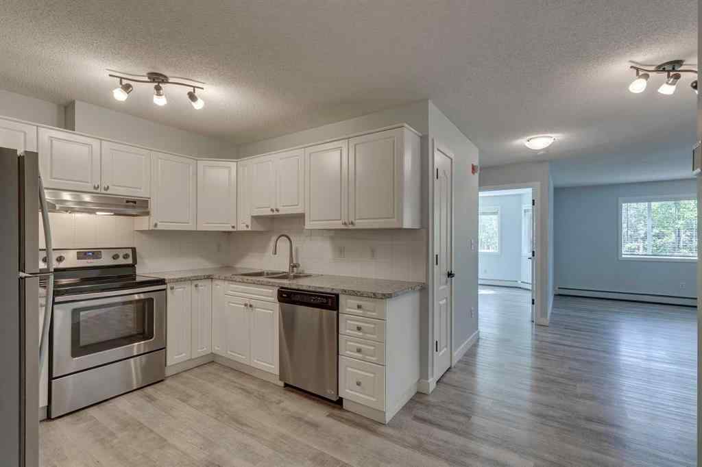 MLS® A2251064 - Unit #215 30 Sierra Morena Mews SW in Signal Hill Calgary, Residential