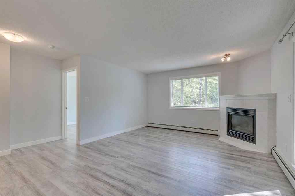 MLS® A2251064 - Unit #215 30 Sierra Morena Mews SW in Signal Hill Calgary, Residential