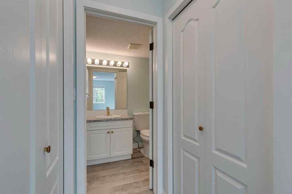 MLS® A2251064 - Unit #215 30 Sierra Morena Mews SW in Signal Hill Calgary, Residential
