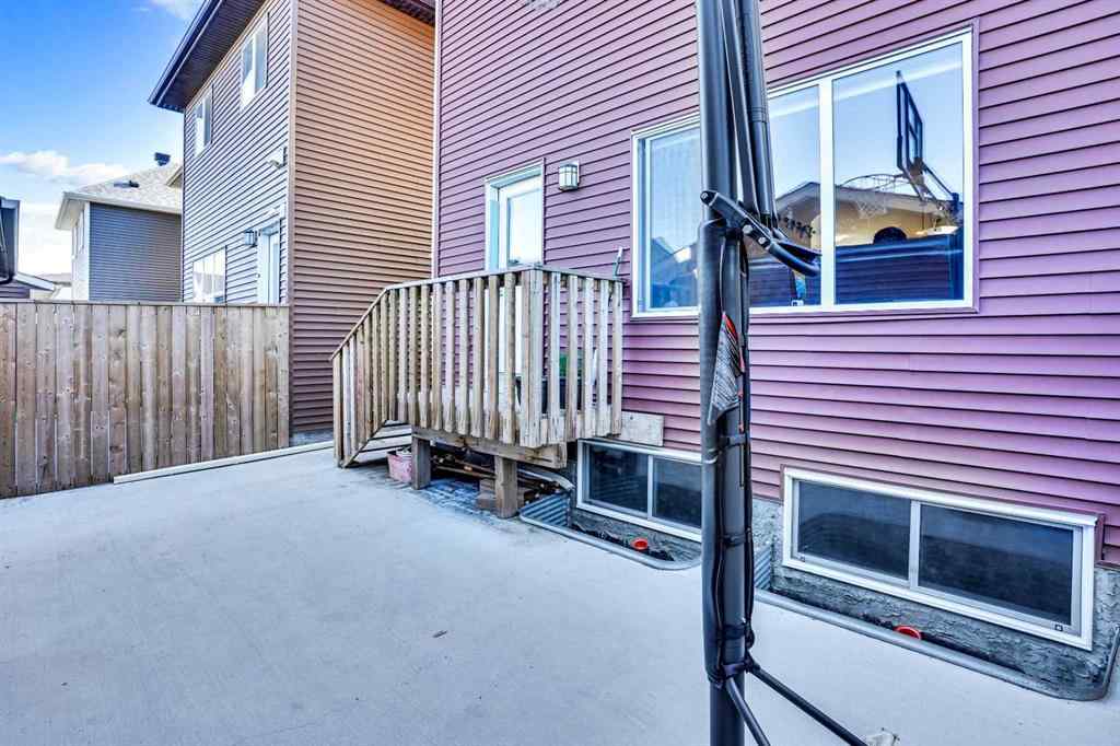MLS® A2251065 - 22 Savanna Villas NE in Saddle Ridge Calgary, Residential