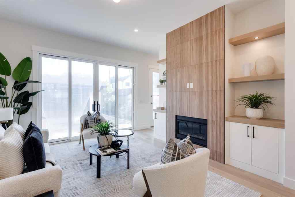 MLS® A2251066 - 422 14 Avenue NE in Renfrew Calgary, Residential