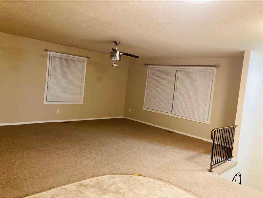 MLS® A2251071 - 16 Rossland Bay SE in Ross Glen Medicine Hat, Residential