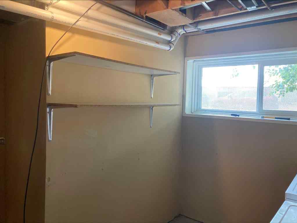MLS® A2251071 - 16 Rossland Bay SE in Ross Glen Medicine Hat, Residential