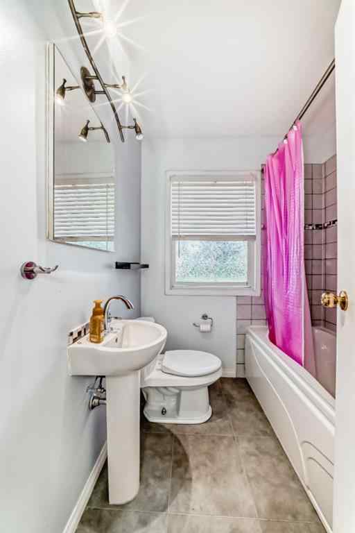 MLS® A2251075 - 520 Royalite Way SE in NONE Diamond Valley, Residential