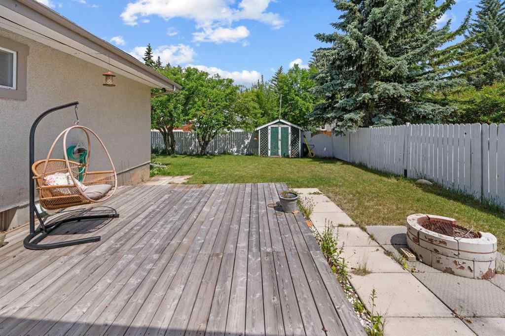 MLS® A2251080 - 924 Cannock Road SW in Canyon Meadows Calgary, Residential
