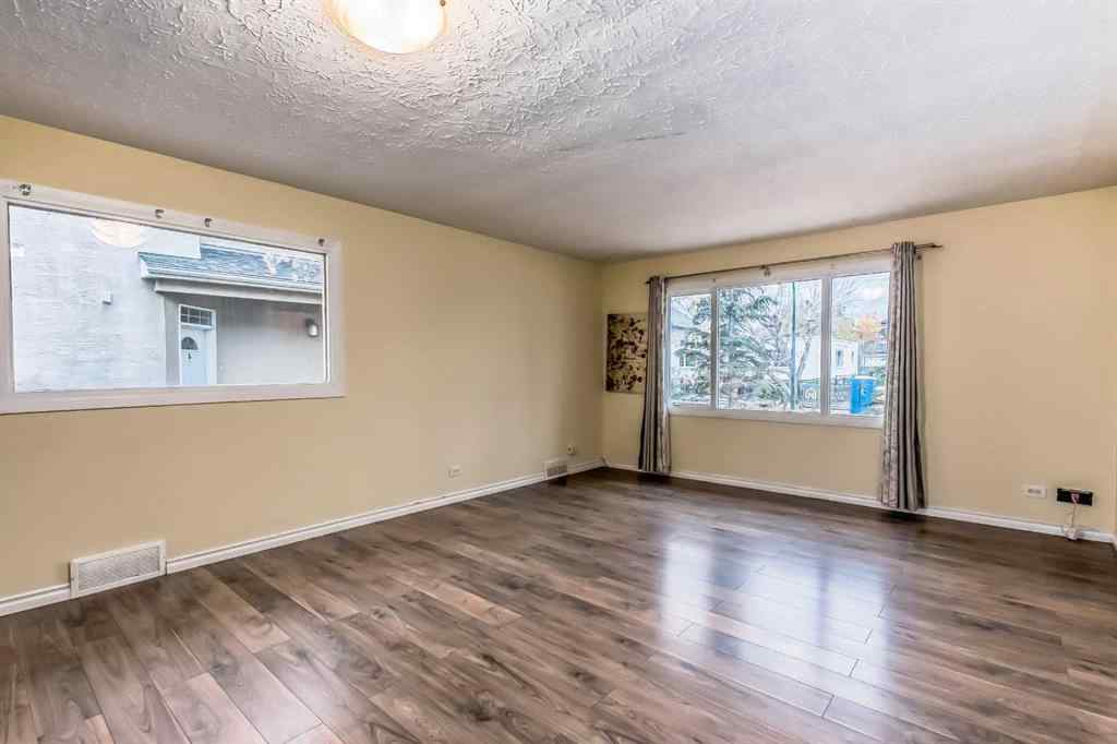 MLS® A2251085 - 2111 Broadview Road NW in West Hillhurst Calgary, Residential