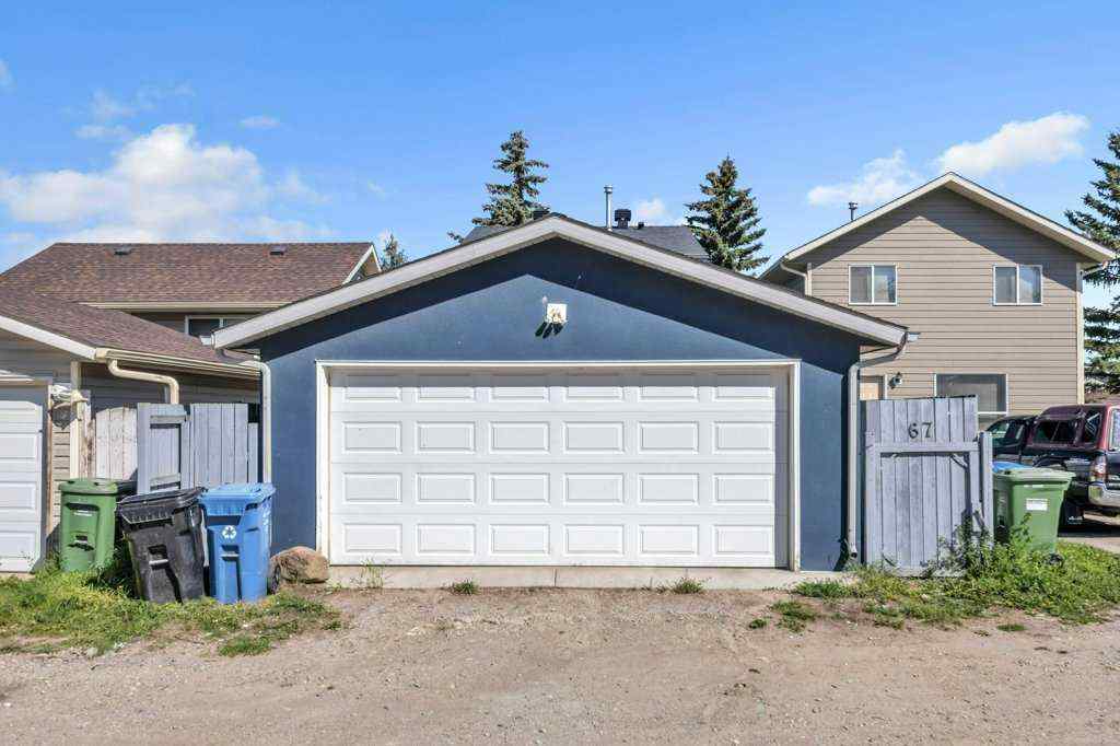 MLS® A2251089 - 67 Martinwood Road NE in Martindale Calgary, Residential