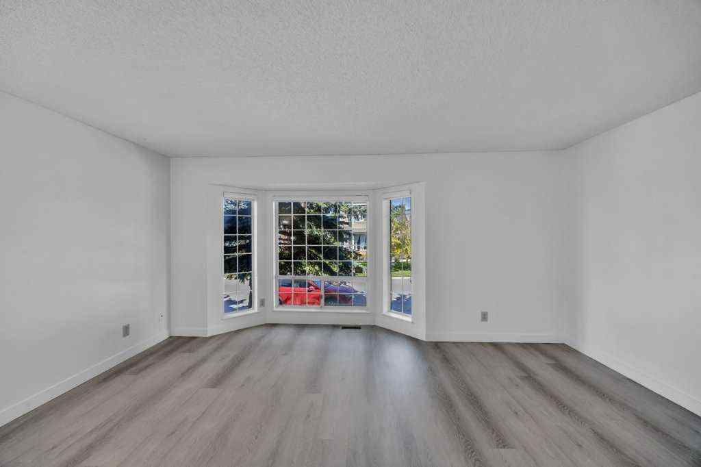 MLS® A2251089 - 67 Martinwood Road NE in Martindale Calgary, Residential