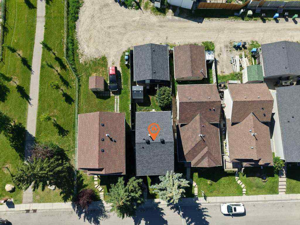 MLS® A2251089 - 67 Martinwood Road NE in Martindale Calgary, Residential