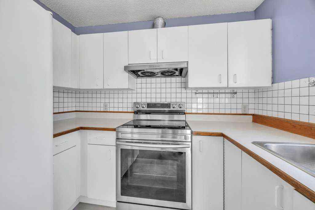 MLS® A2251089 - 67 Martinwood Road NE in Martindale Calgary, Residential