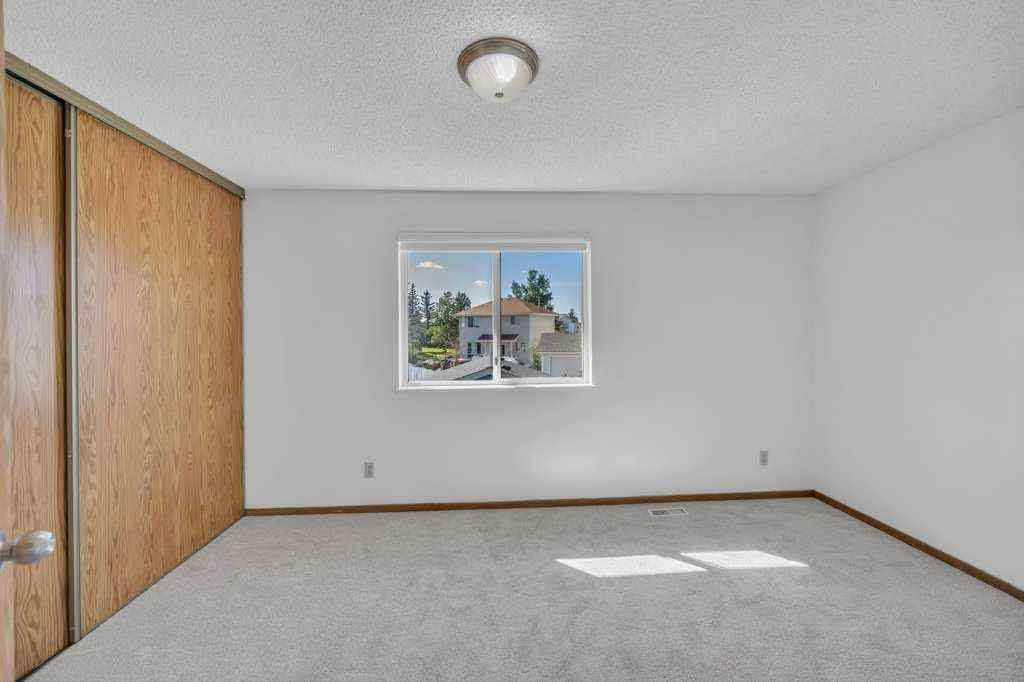MLS® A2251089 - 67 Martinwood Road NE in Martindale Calgary, Residential