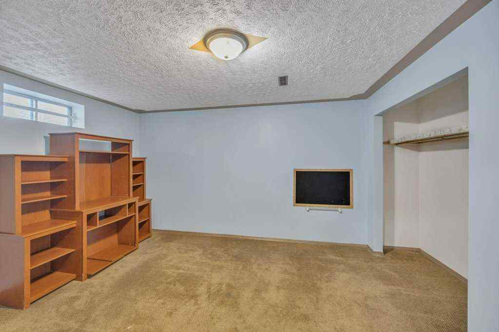 MLS® A2251089 - 67 Martinwood Road NE in Martindale Calgary, Residential