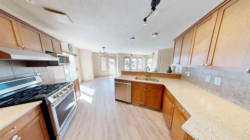 MLS® A2251097 - 138 Southgate Boulevard S in Southgate Lethbridge, Residential