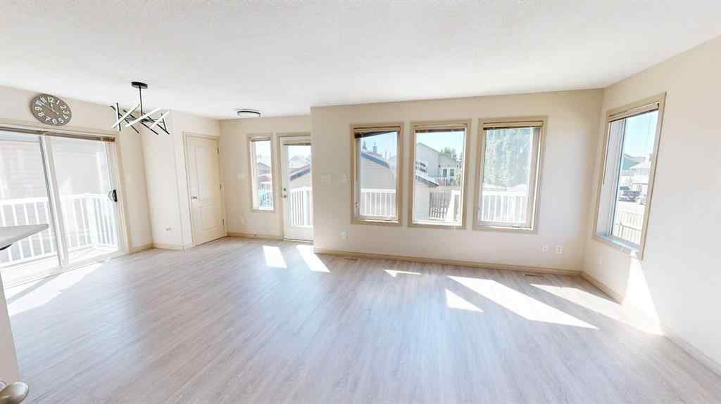 MLS® A2251097 - 138 Southgate Boulevard S in Southgate Lethbridge, Residential