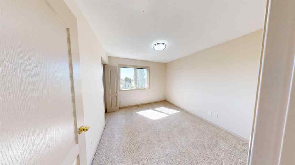 MLS® A2251097 - 138 Southgate Boulevard S in Southgate Lethbridge, Residential