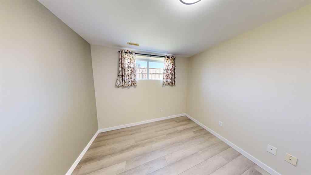 MLS® A2251097 - 138 Southgate Boulevard S in Southgate Lethbridge, Residential