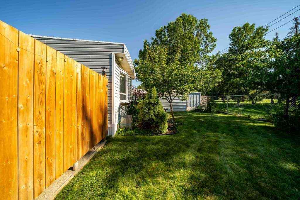 MLS® A2251103 - Unit #31 2248 Southview Drive SE in Crestwood-Norwood Medicine Hat, Mobile