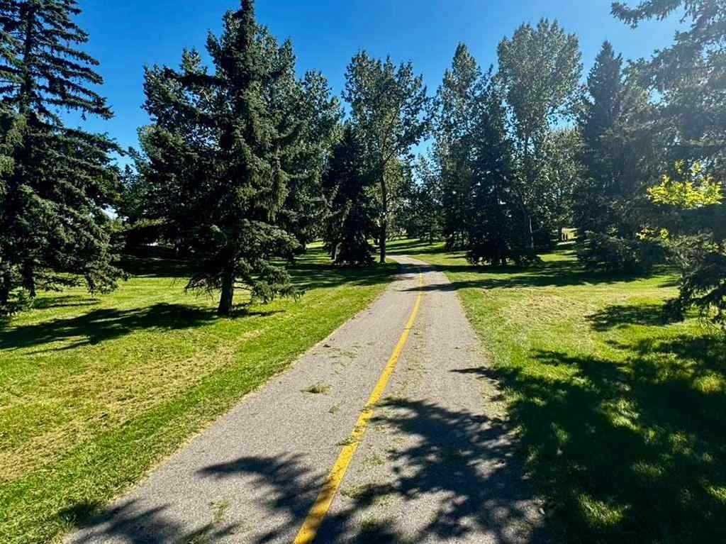 MLS® A2251108 - 244 Shawinigan Drive SW in Shawnessy Calgary, Residential