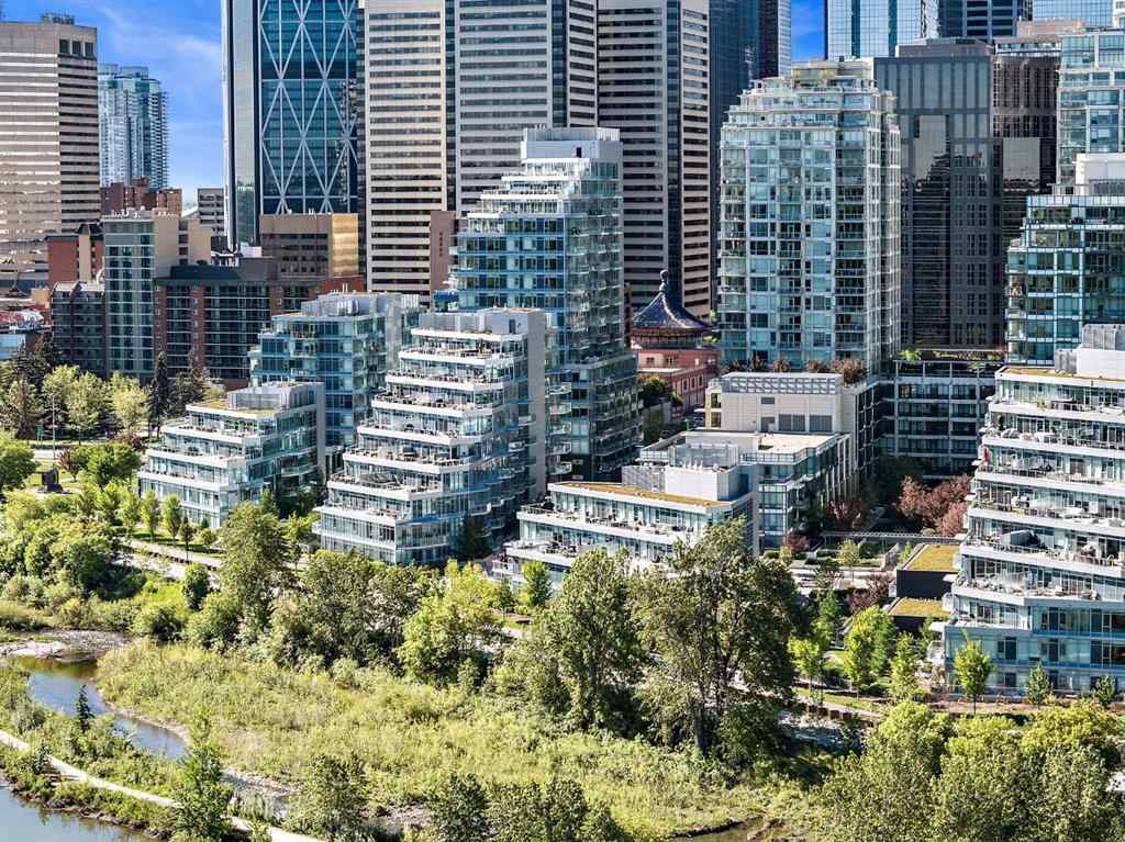 MLS® A2251109 - Unit #102 88 Waterfront Mews SW in Chinatown Calgary, Residential