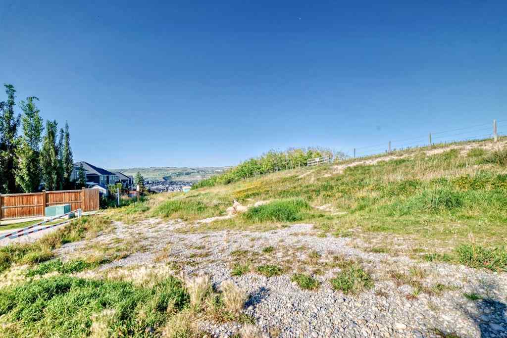 MLS® A2251118 - 582 River Heights Crescent  in River Song Cochrane, Residential