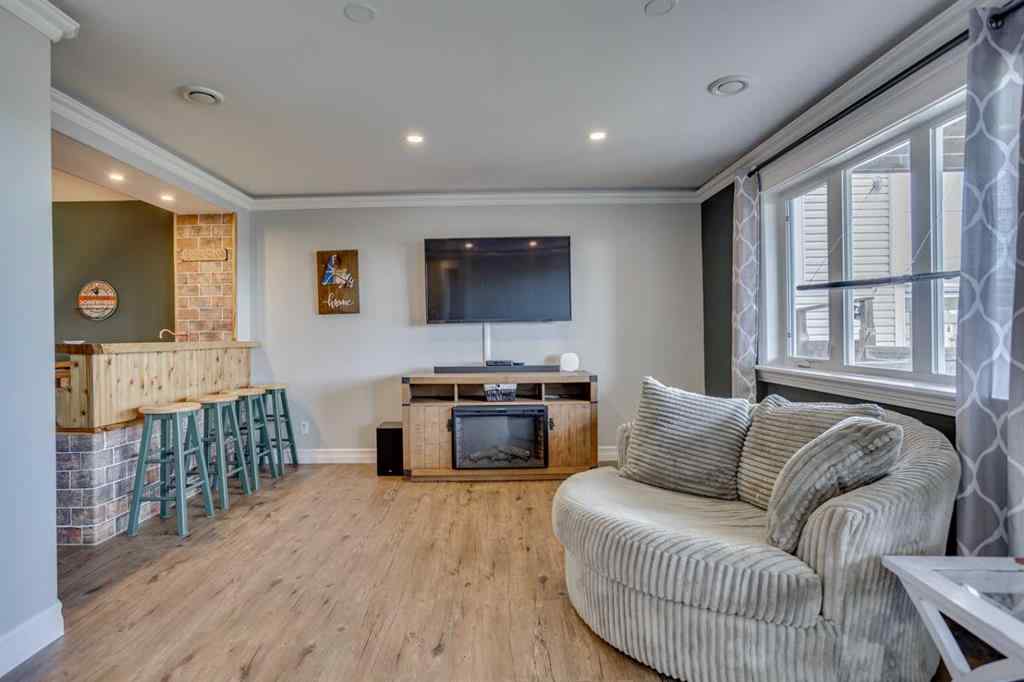 MLS® A2251120 - 117 Gravelstone Way  in Stonecreek Fort McMurray, Residential