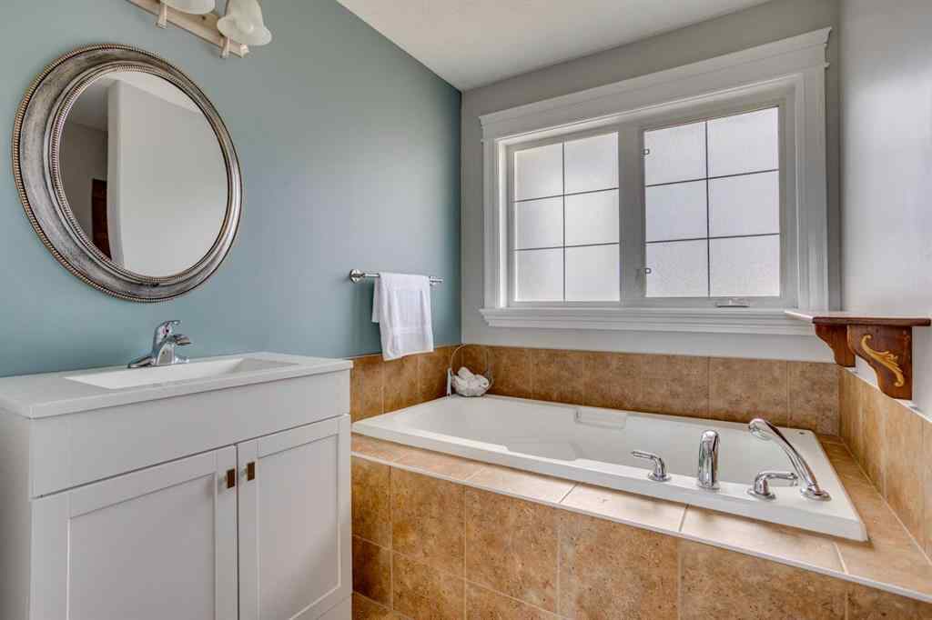 MLS® A2251120 - 117 Gravelstone Way  in Stonecreek Fort McMurray, Residential