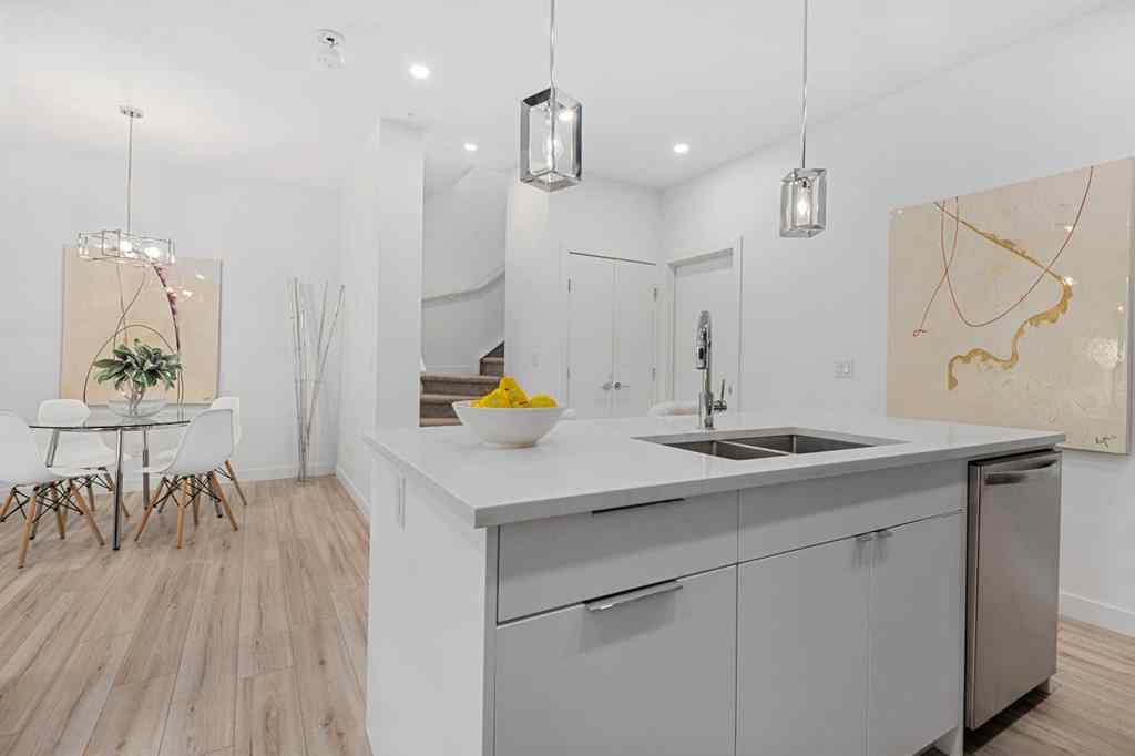 MLS® A2251123 - Unit #2 1523 20 Avenue NW in Capitol Hill Calgary, Residential