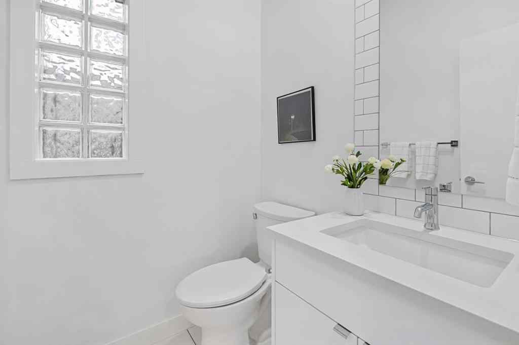 MLS® A2251123 - Unit #2 1523 20 Avenue NW in Capitol Hill Calgary, Residential