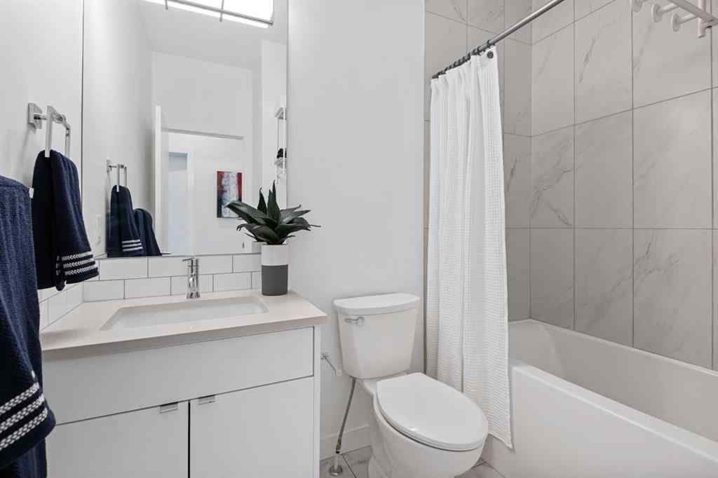 MLS® A2251123 - Unit #2 1523 20 Avenue NW in Capitol Hill Calgary, Residential