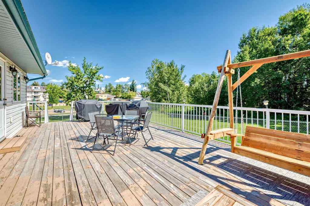 MLS® A2251131 - 5515 52 Avenue Close  in Dodds Lake Innisfail, Residential