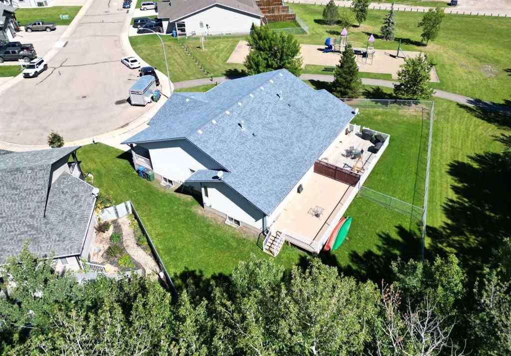 MLS® A2251133 - 5517 52 Avenue Close  in Dodds Lake Innisfail, Residential