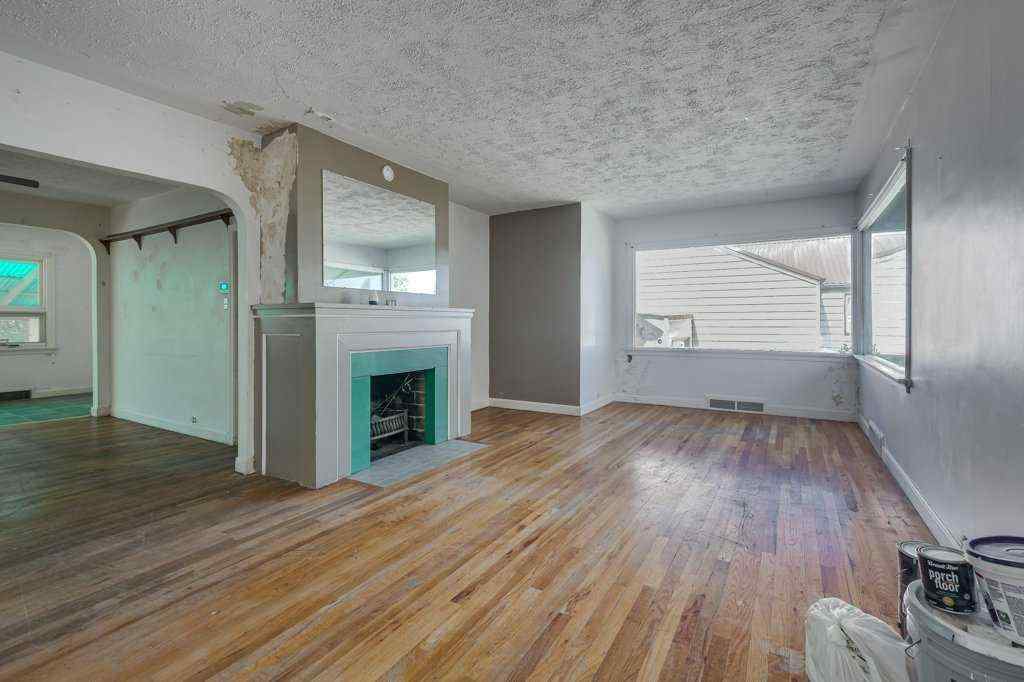 MLS® A2251136 - 4315 50 Avenue  in Downtown Innisfail Innisfail, Residential