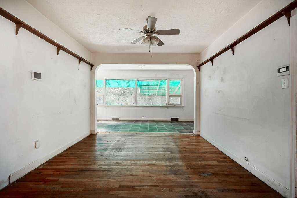 MLS® A2251136 - 4315 50 Avenue  in Downtown Innisfail Innisfail, Residential