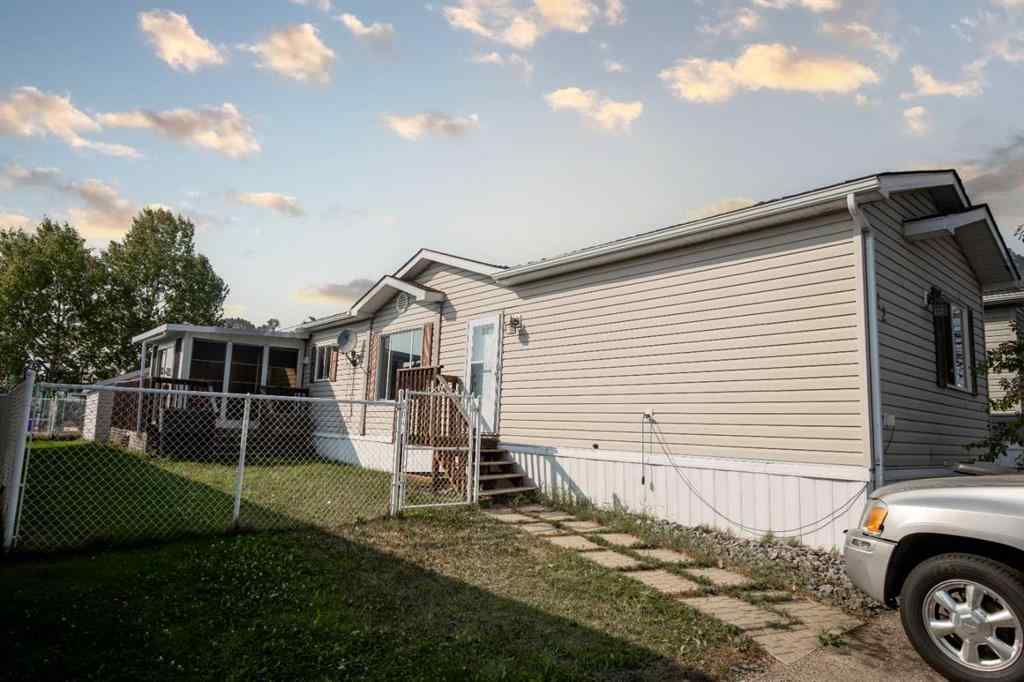 MLS® A2251137 - Unit #122 10615 88 Street  in MH - Trumpeter Village Grande Prairie, Mobile