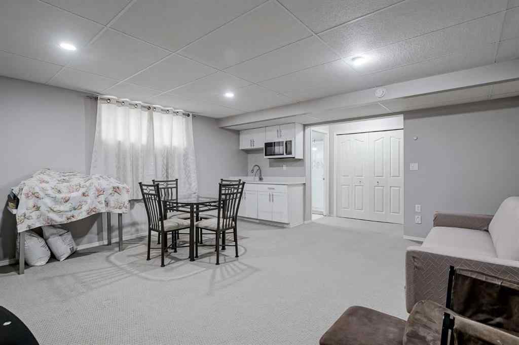 MLS® A2251140 - 186 Everstone Drive SW in Evergreen Calgary, Residential