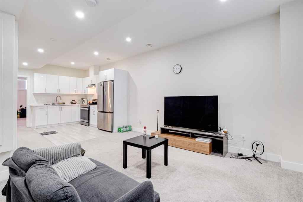 MLS® A2251143 - 2018 40 Street SE in Forest Lawn Calgary, Residential