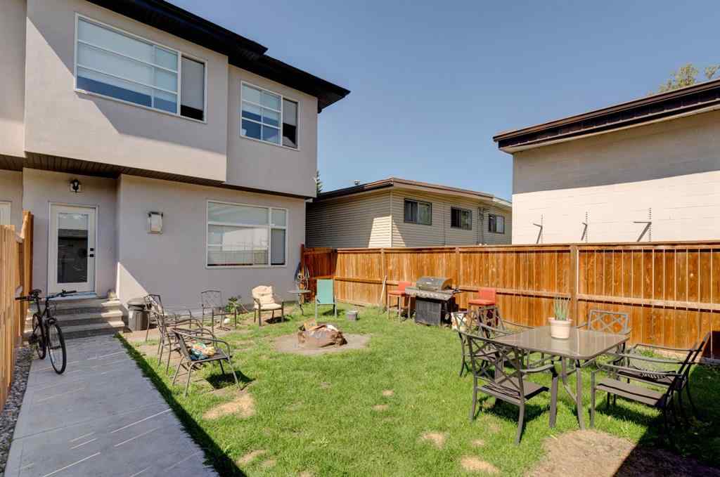 MLS® A2251143 - 2018 40 Street SE in Forest Lawn Calgary, Residential