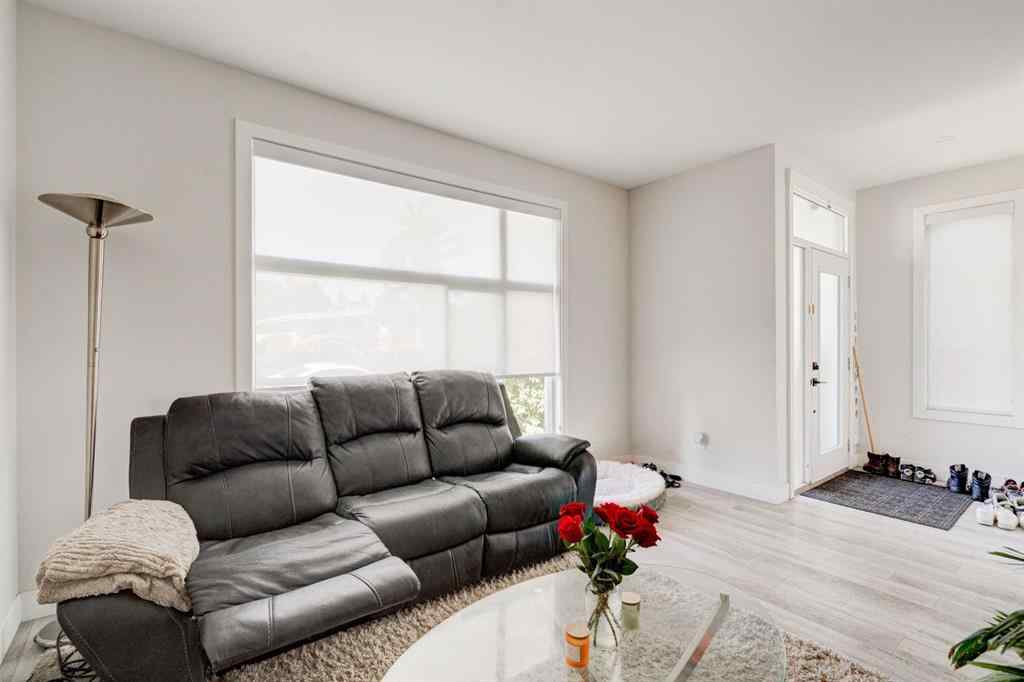 MLS® A2251143 - 2018 40 Street SE in Forest Lawn Calgary, Residential