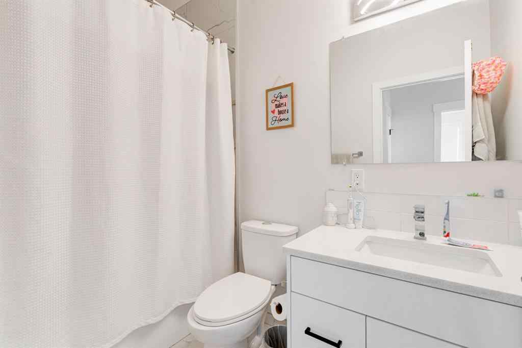 MLS® A2251143 - 2018 40 Street SE in Forest Lawn Calgary, Residential