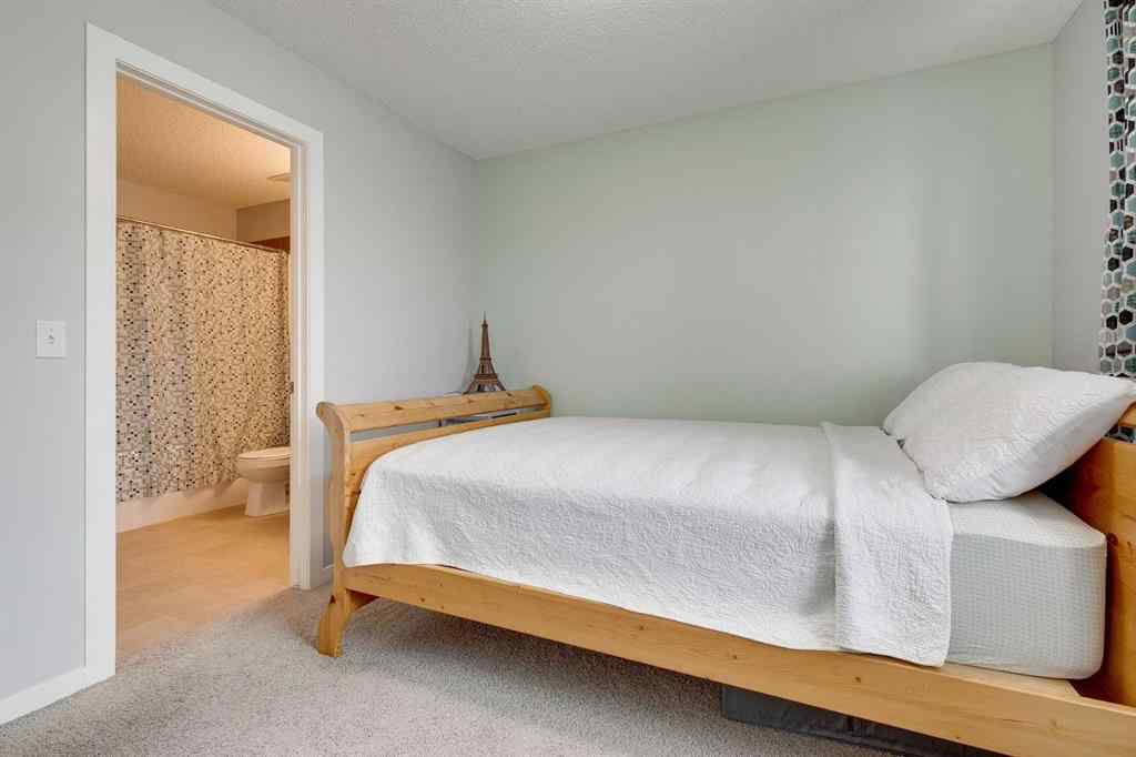 MLS® A2251144 - 106 New Brighton Point SE in New Brighton Calgary, Residential