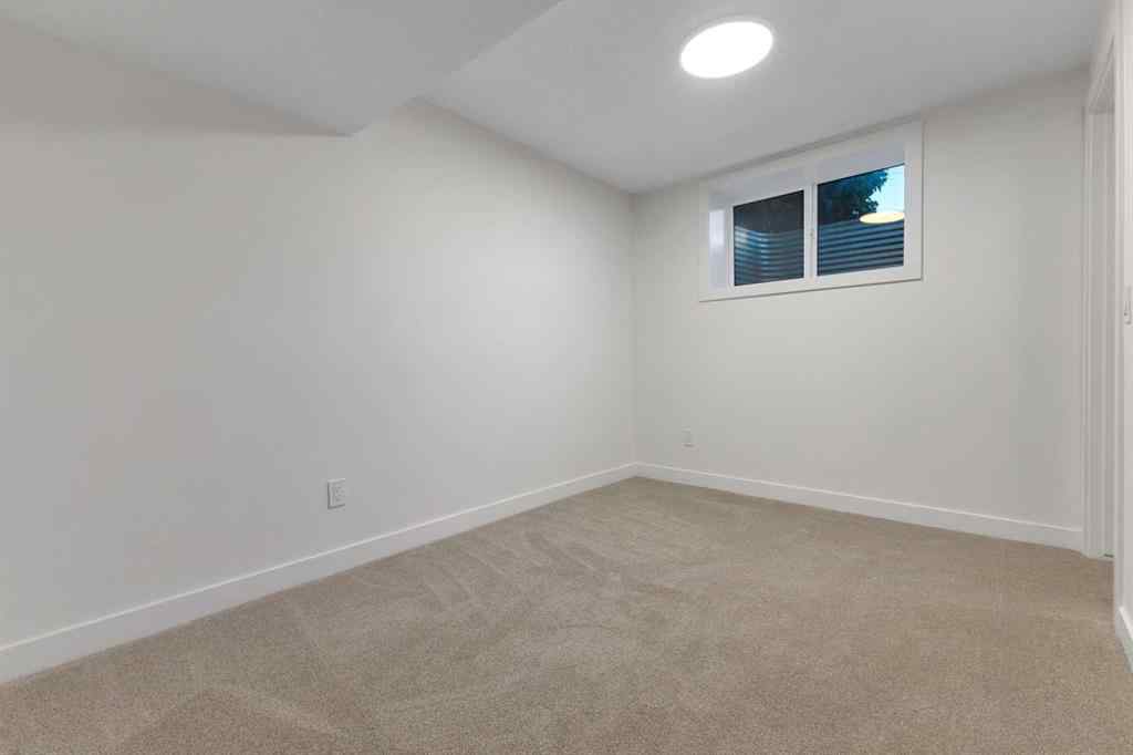 MLS® A2251145 - 5242 Thomas Street NE in Thorncliffe Calgary, Residential