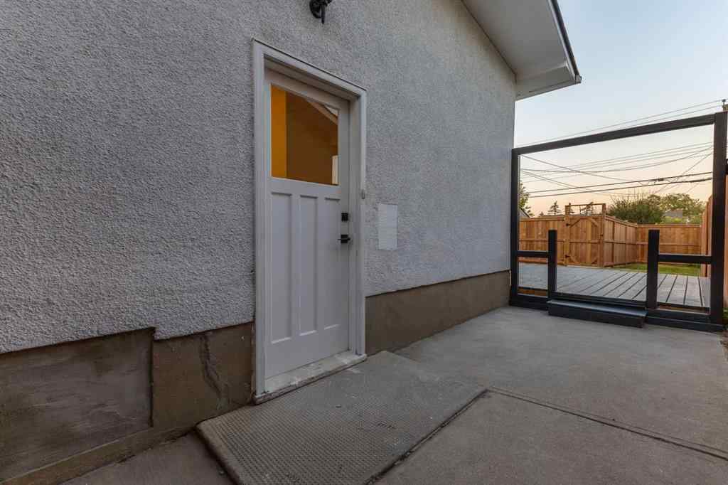 MLS® A2251145 - 5242 Thomas Street NE in Thorncliffe Calgary, Residential