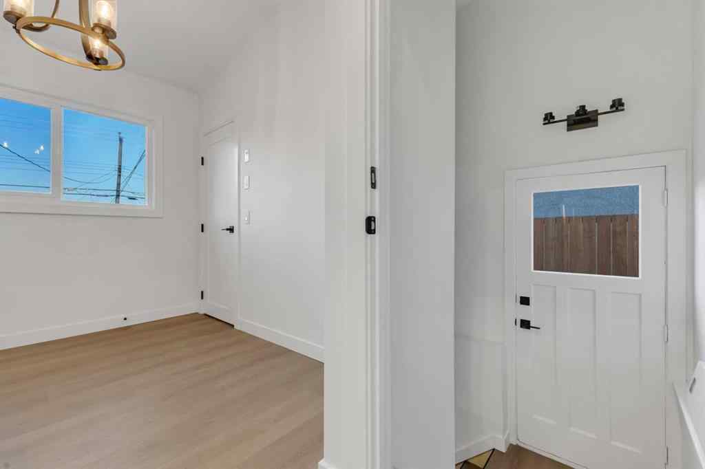 MLS® A2251145 - 5242 Thomas Street NE in Thorncliffe Calgary, Residential