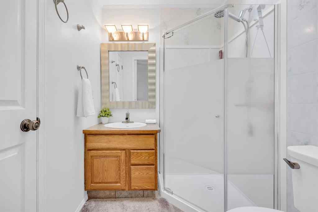 MLS® A2251147 - 32 Rideau Close SW in Ridgegate Airdrie, Residential