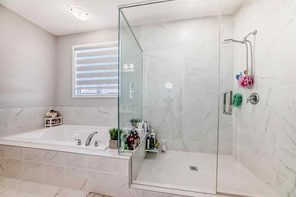 MLS® A2251149 - 636 Osborne Drive SW in South Windsong Airdrie, Residential