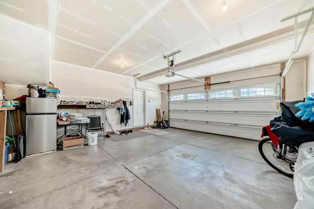 MLS® A2251149 - 636 Osborne Drive SW in South Windsong Airdrie, Residential