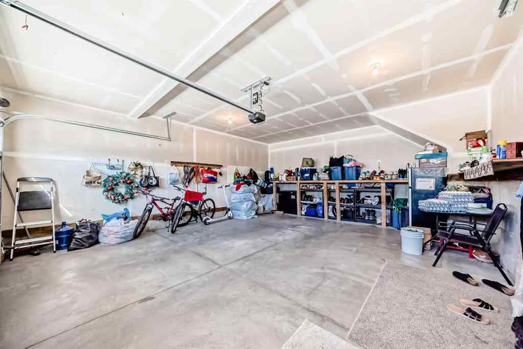 MLS® A2251149 - 636 Osborne Drive SW in South Windsong Airdrie, Residential