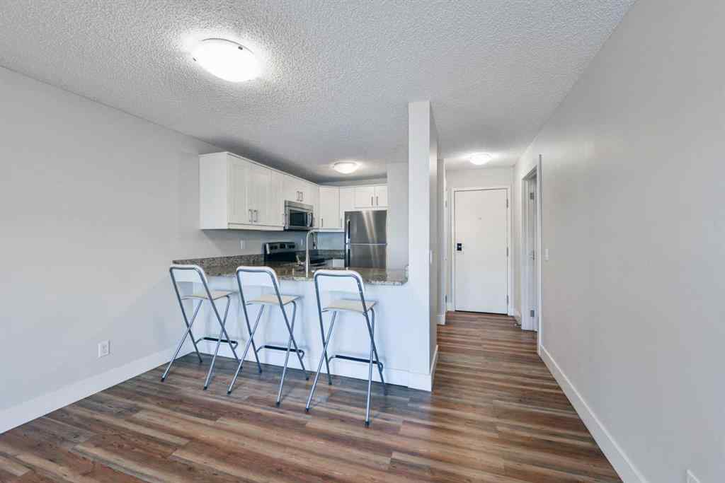 MLS® A2251150 - Unit #203 1915 26 Street SW in Killarney/Glengarry Calgary, Residential