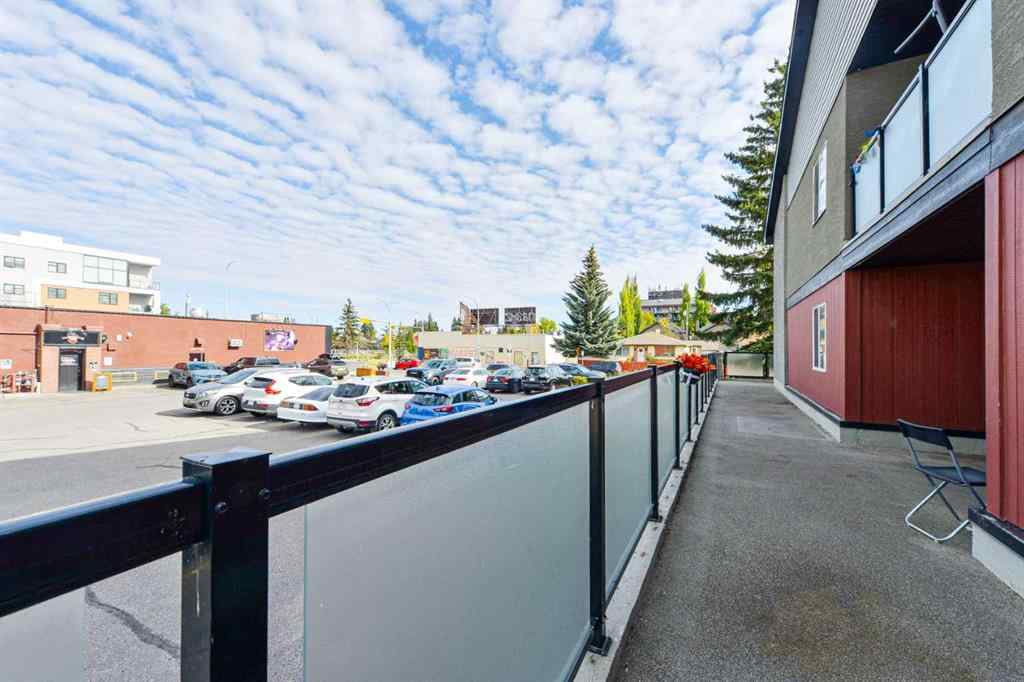 MLS® A2251150 - Unit #203 1915 26 Street SW in Killarney/Glengarry Calgary, Residential