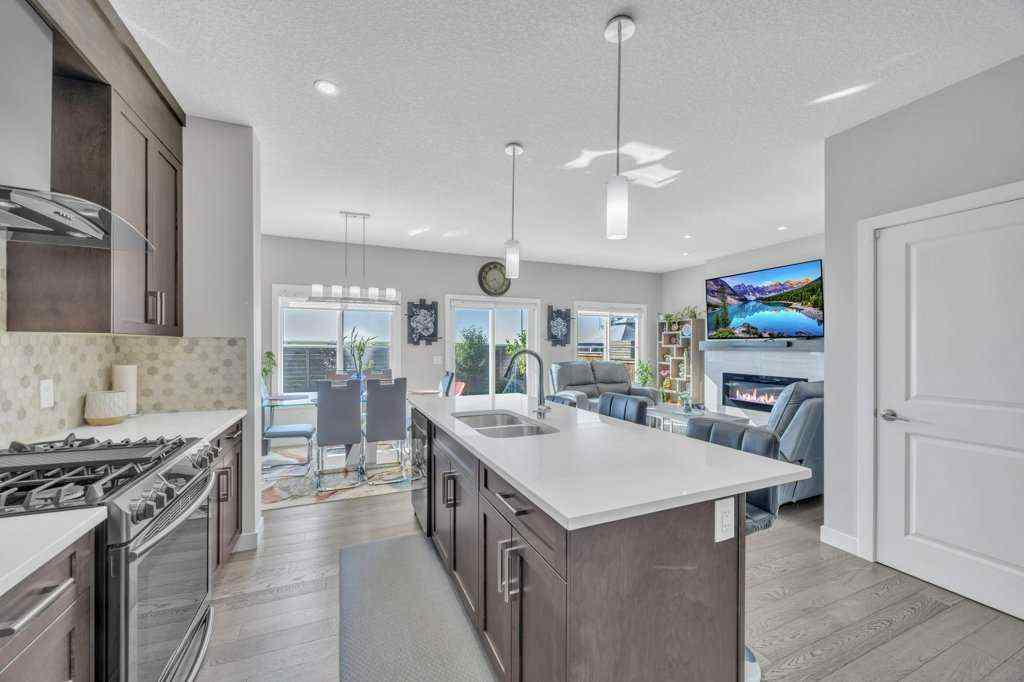 MLS® A2251151 - 115 Savanna Way  in Saddle Ridge Calgary, Residential
